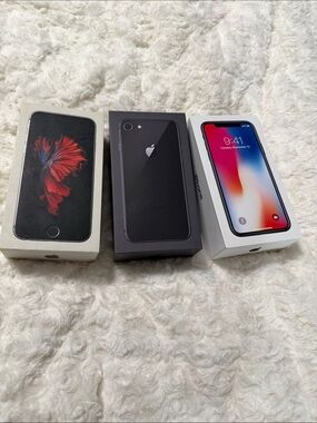 Apple iPhone Box Lot with Black and White Packaging 3 for $10